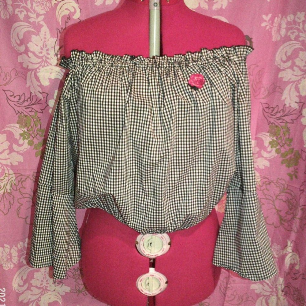 Forever 21 off shoulder crop top